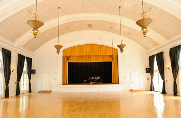 Highland Park Community House venue