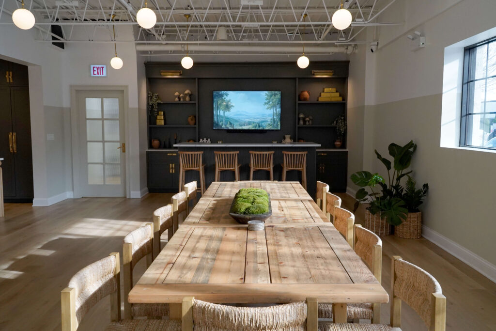 PE_2024_The-Lobby_Interior_31